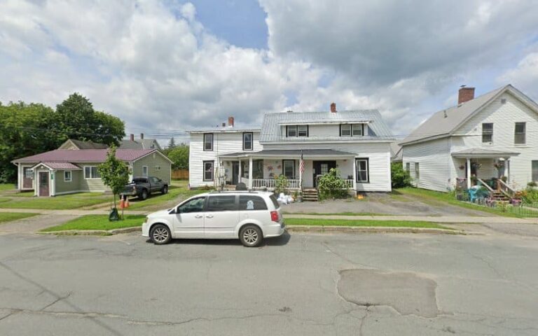 465106 young tiffany l 768x480