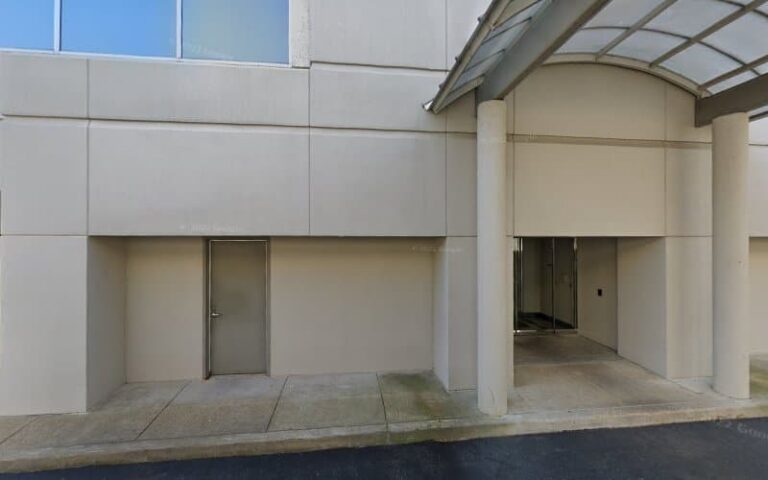 465255 your companys employment lawyer 768x480