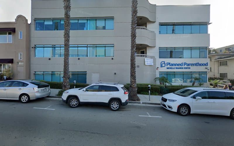 465390 yunuen mora law office