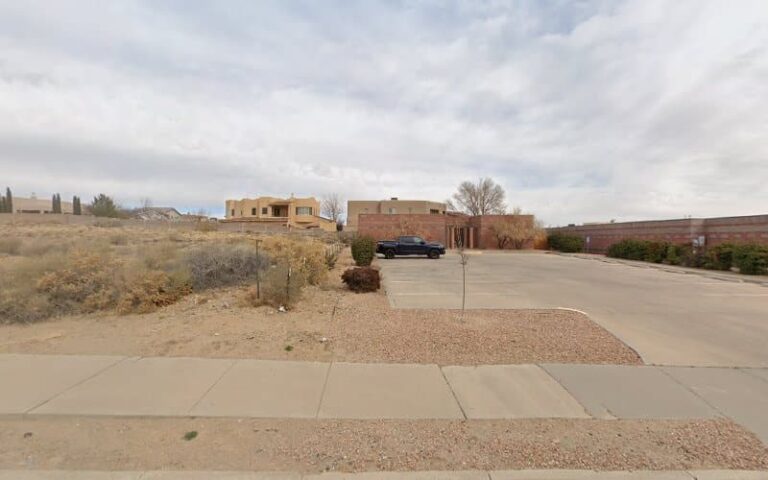 465786 zamzok lawrence p 768x480