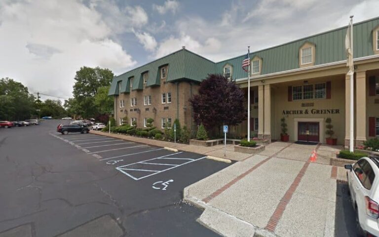 465814 zane stephanie j 768x480