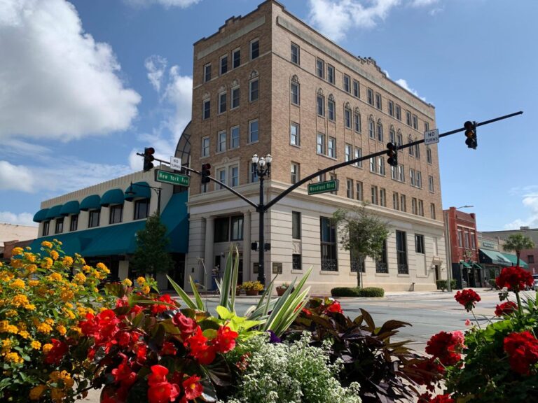 Baumgartner building 041522 1200x9001 1 768x576