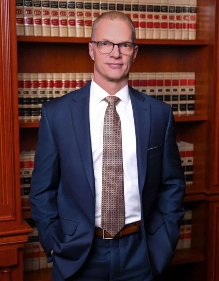 Christopher P. Larsen Logo 768x983