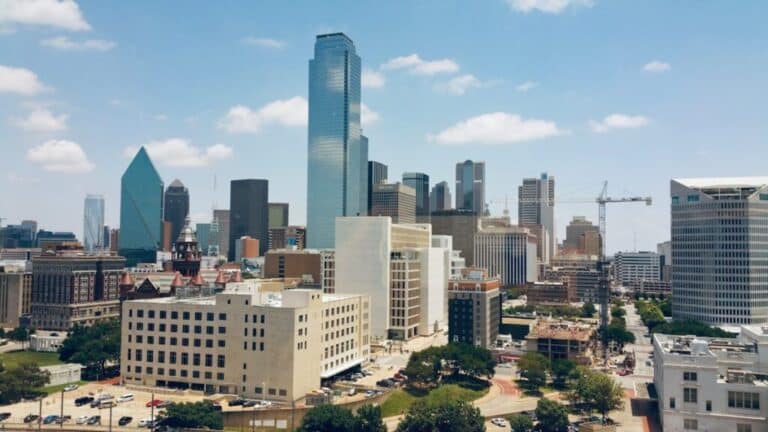 TX SB 8 ICE Mandate Shakes Dallas Immigration Bar