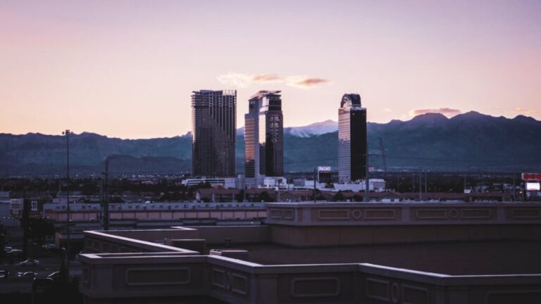 NV’s Gray Divorce Surge Roils Las Vegas Family Court